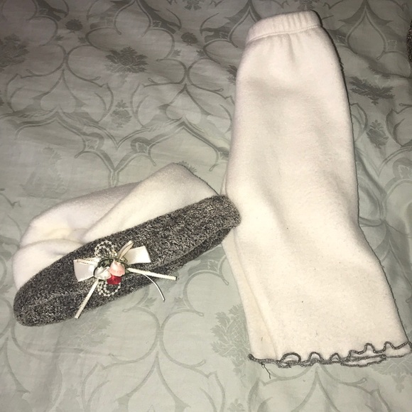 NWOT Bunny & Dino 3-pc Girls’ Fleece Set, sz 18 mo - Picture 5 of 6